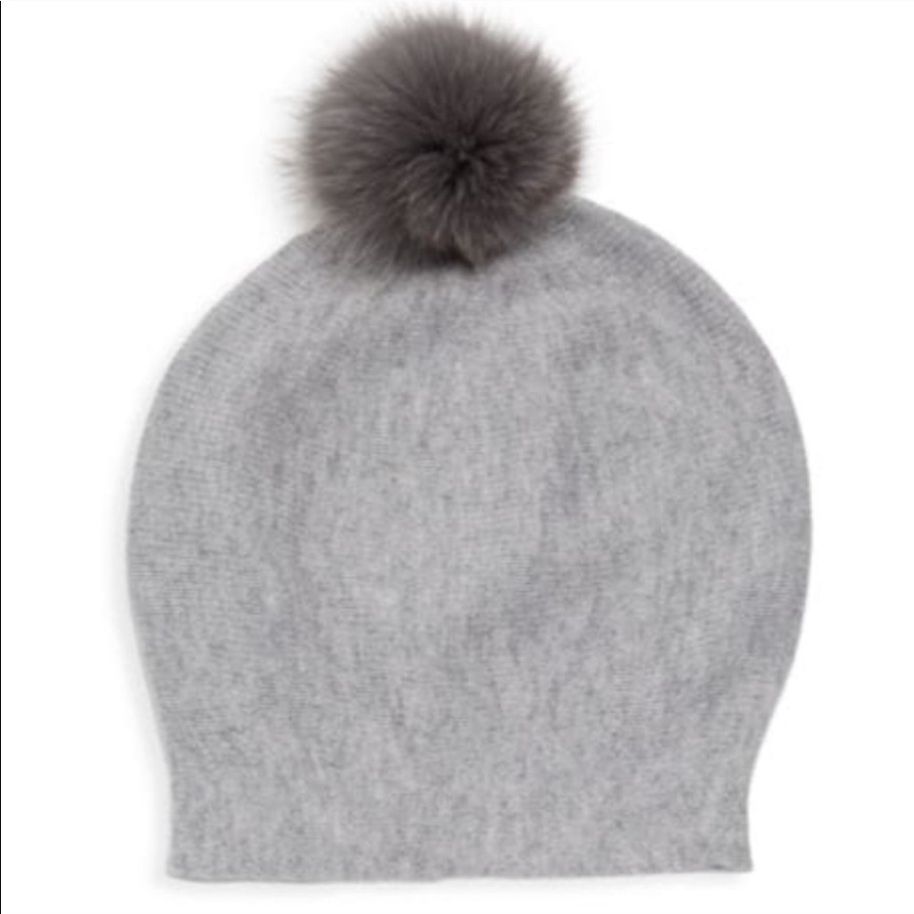 La Fiorenta  gray beanie hat cashmere wool fox fur Pom Pom